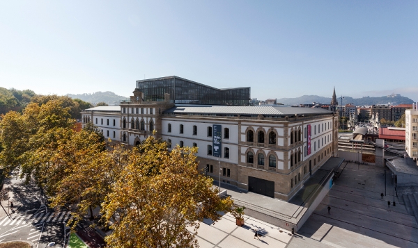 EBA construirá um hotel num antigo edificio de Tabakalera, em San Sebastián