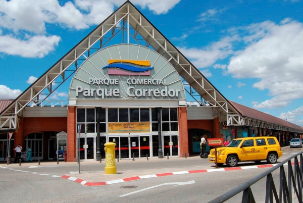 SANJOSE reformar el Centro Comercial Parque Corredor de Torrejn, Madrid