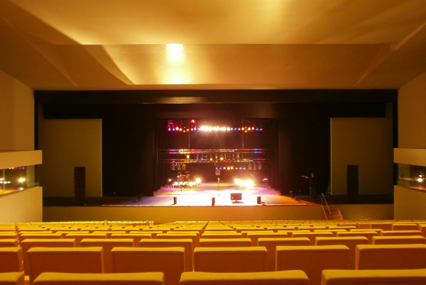 Tecnocontrol Servicios realizar el mantenimiento del Teatro Auditorio Revelln, Ceuta