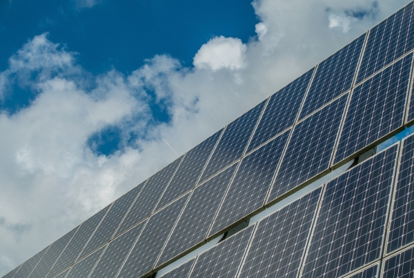 A SANJOSE construirá a central solar de 15 MW no Aeroporto de Tenerife Sul