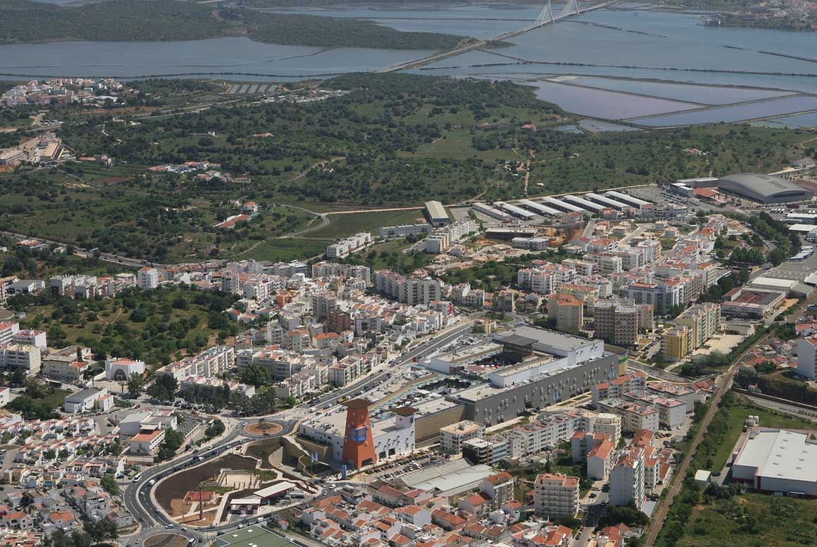 $datos['titulo'.sufijo]