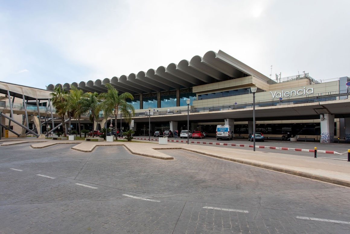 INSTALAÇÃO FOTOVOLTAICA NO AEROPORTO DE VALENCIA (25 MW)