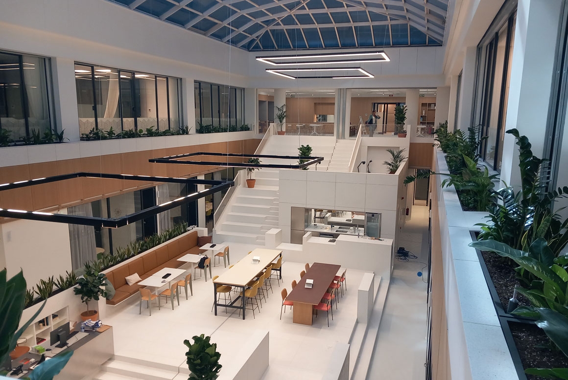 COWORKING SPACES BERNAB&Eacute;U, MADRID