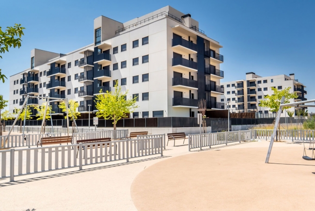 LAS BRISAS RESIDENTIAL AT LA POLISEDA, ALCALÁ DE HENARES, MADRID