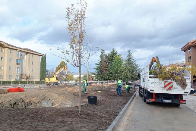 RENATURALIZA&Ccedil;&Atilde;O DE 4 PRA&Ccedil;AS P&Uacute;BLICAS EM SEGOVIA